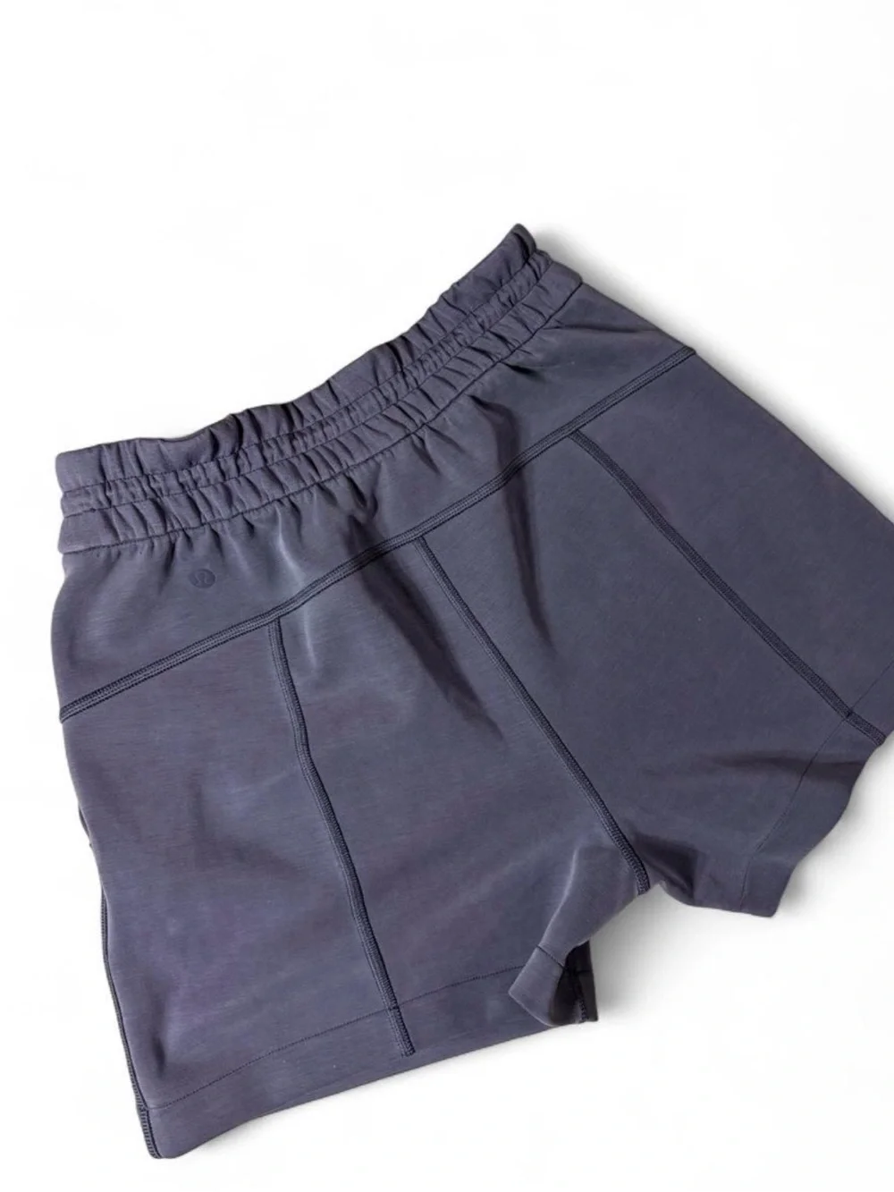 Lululemon Softstreme High-Rise Shorts 4” Nightfall Purple Size 4 Drawstring